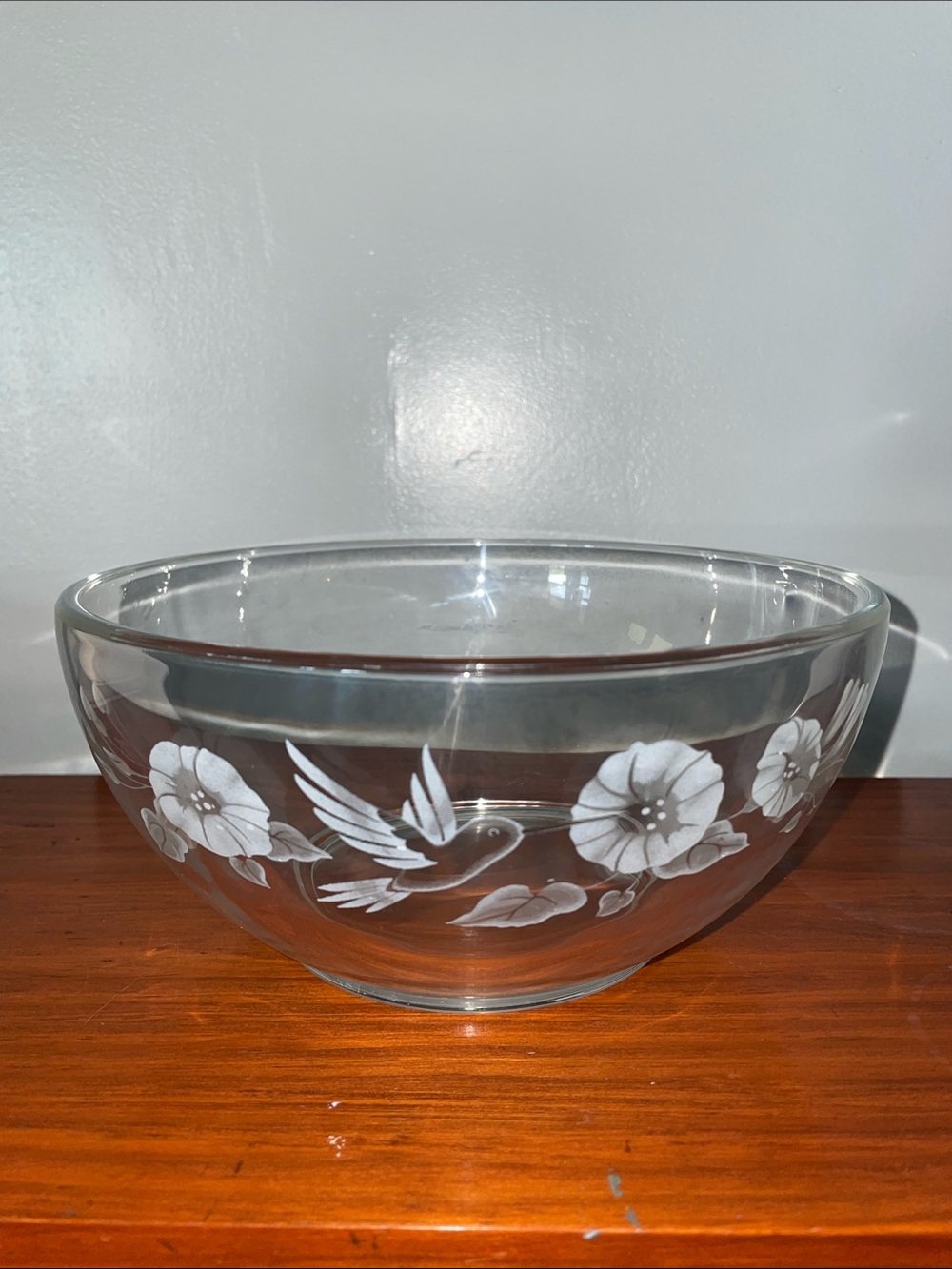 Vintage Avon Hummingbird Crystal 8” Serving Bowl Etched Floral Bird 1980s